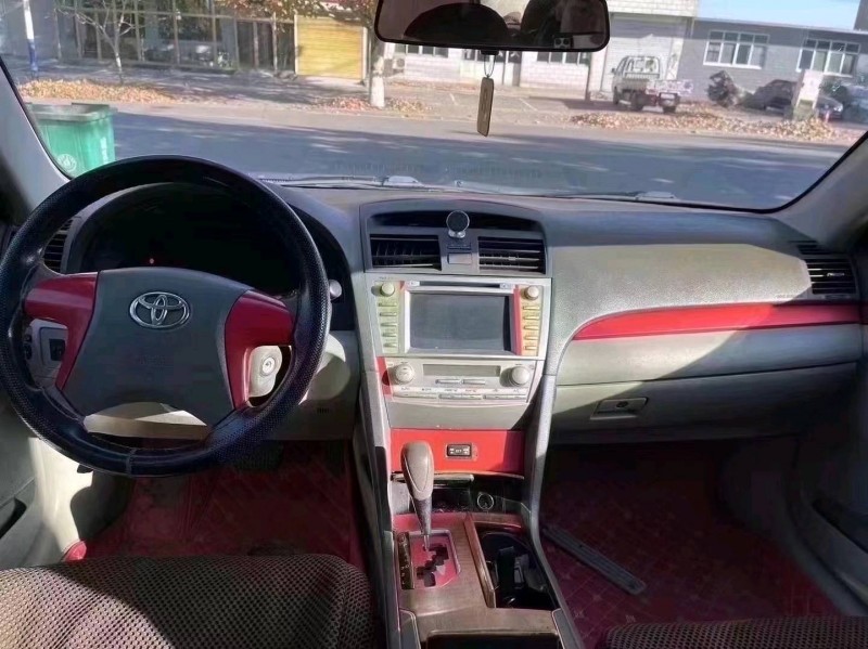 邯郸12年丰田凯美瑞7