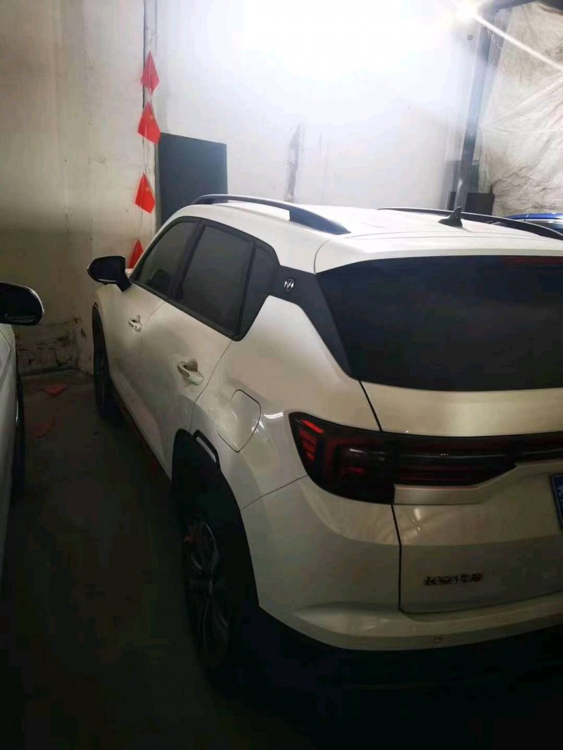 包頭23年長安汽車CS352