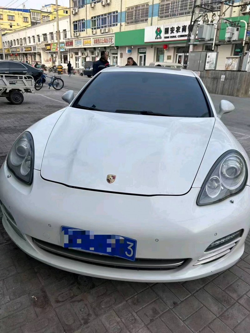 邯郸13年保时捷帕拉梅拉1