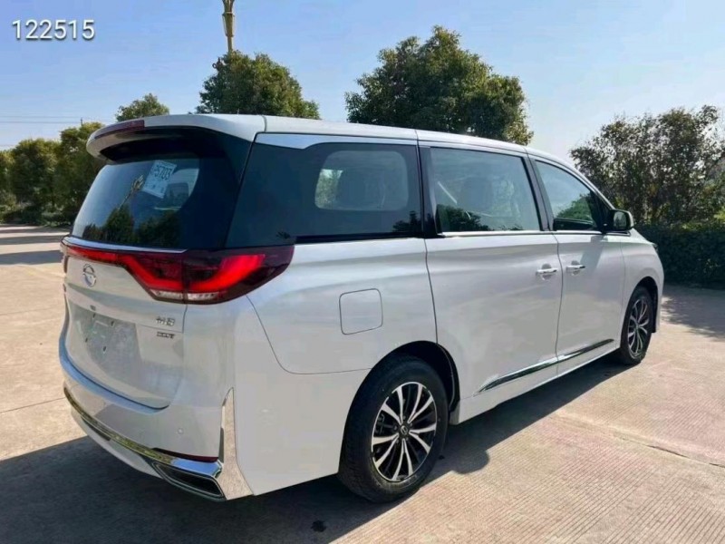 宜昌24年傳祺M87