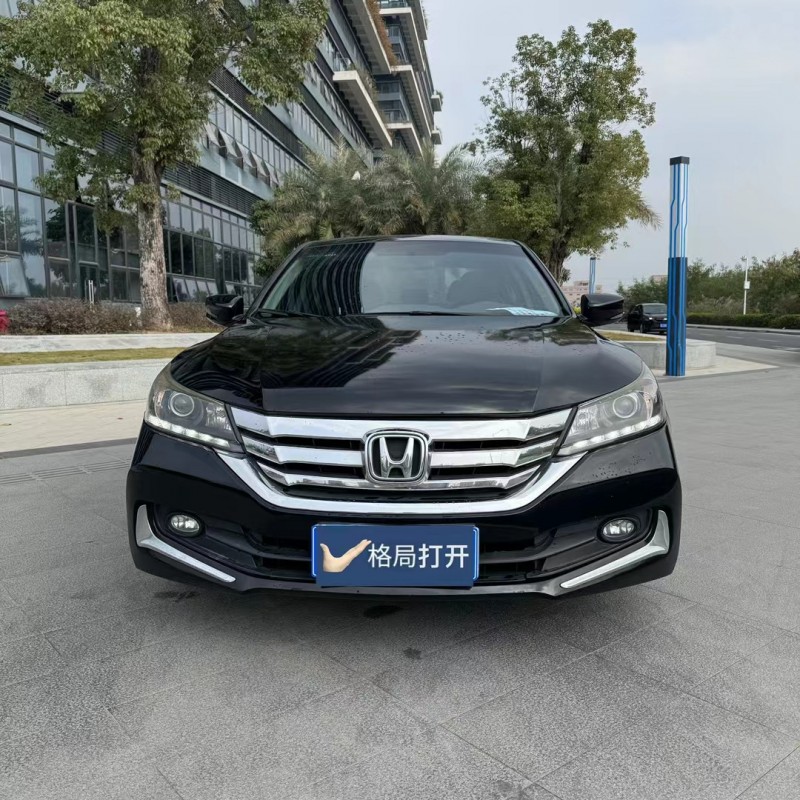 东莞15年本田雅阁1