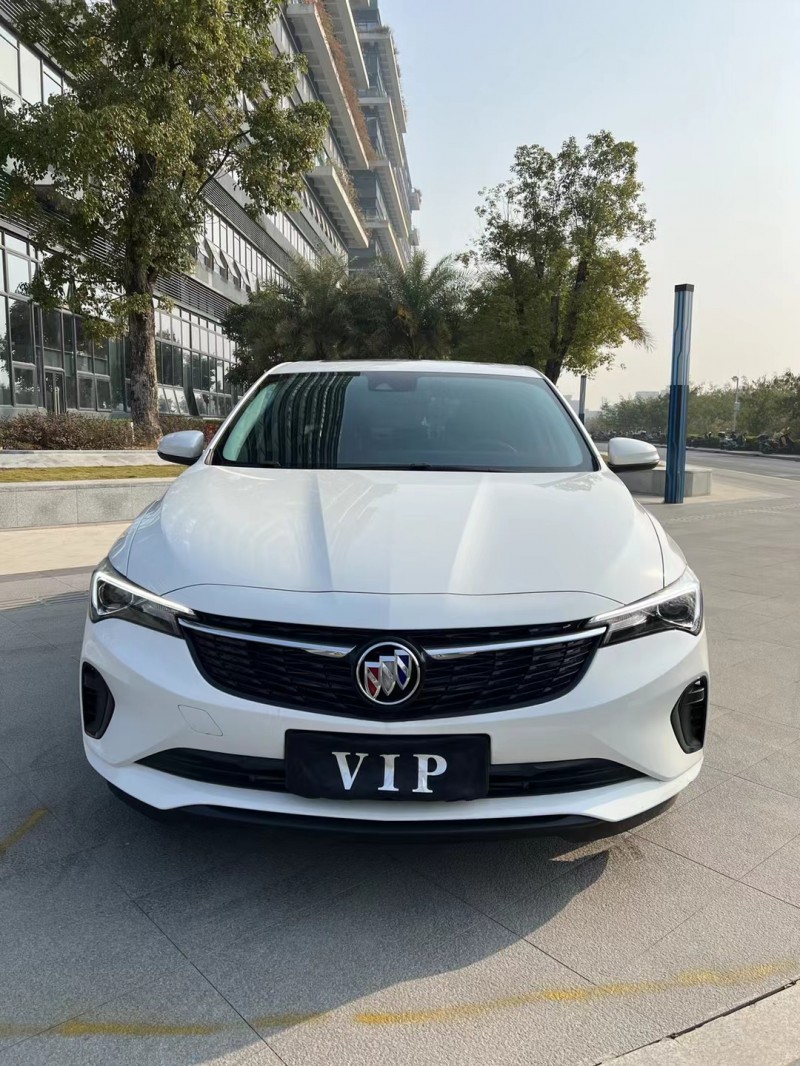 东莞23年别克威朗1