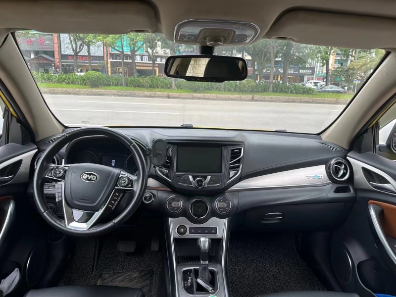 东莞16年比亚迪宋6