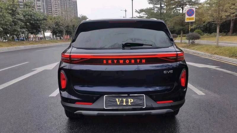 珠海22年創維EV68