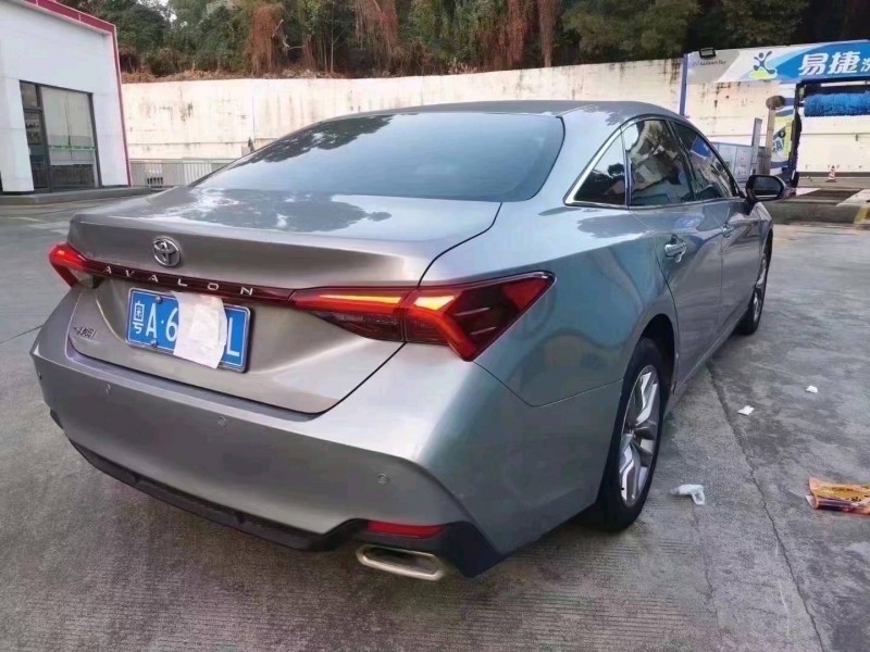 佛山20年丰田亚洲龙5