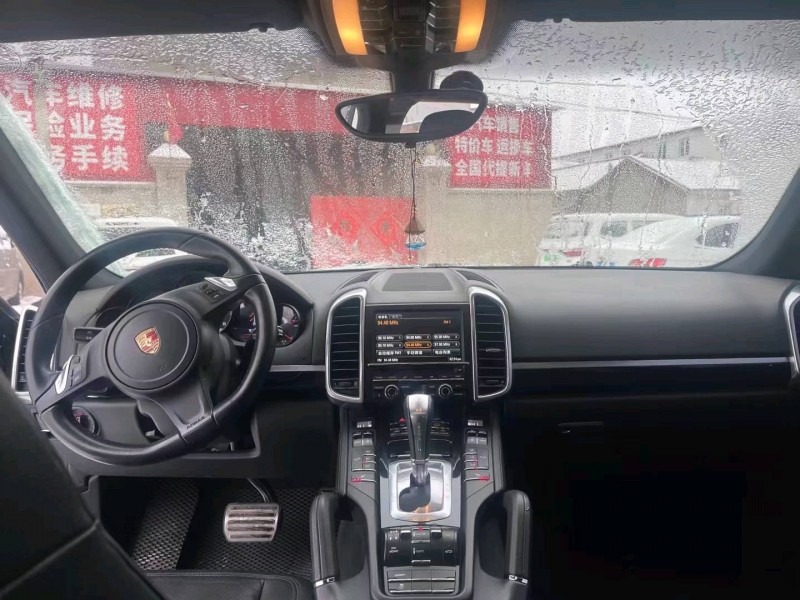 天津13年保時捷卡宴6