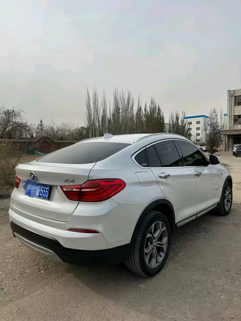 烏海15年寶馬X43