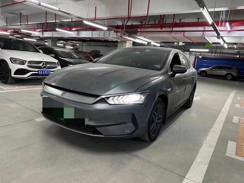 重庆23年比亚迪秦5