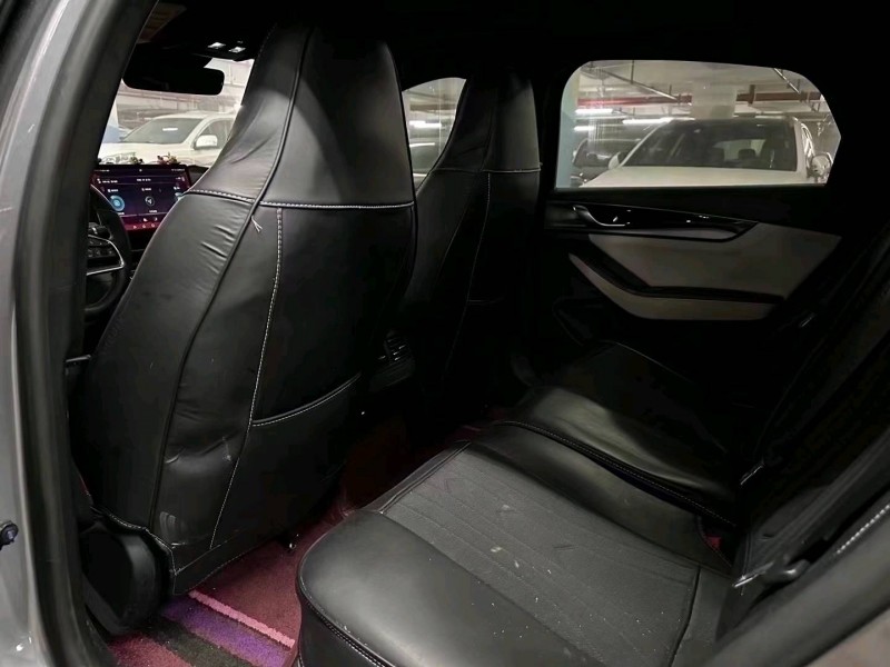 重庆23年比亚迪秦6