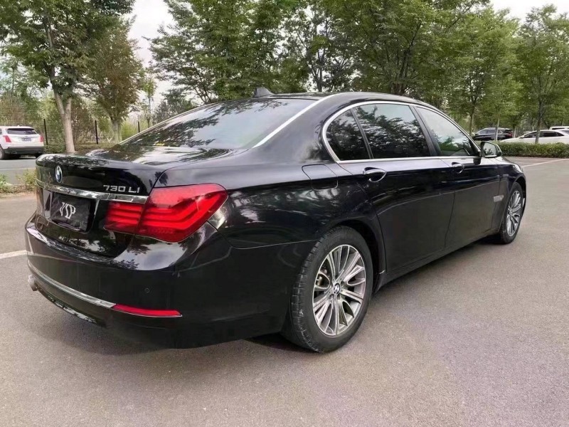 济宁15年宝马7系7