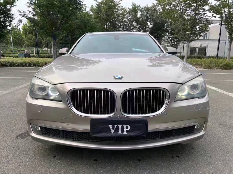 济宁12年宝马7系1