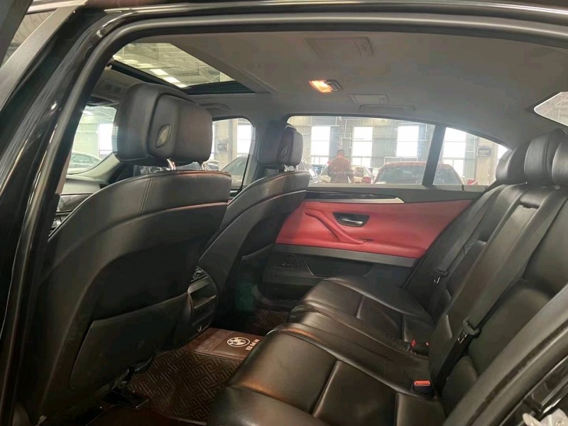 济宁13年宝马5系5