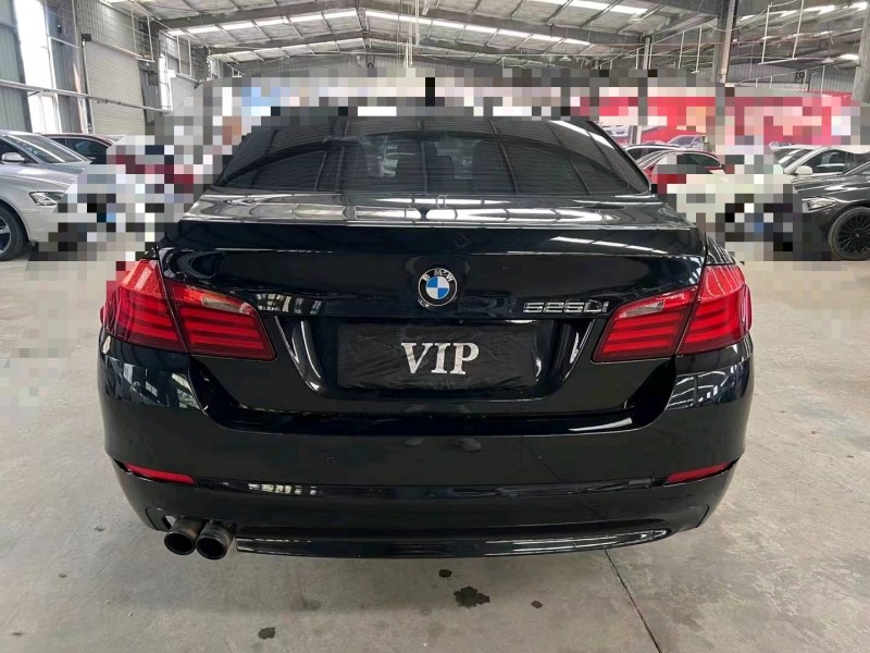 济宁13年宝马5系9