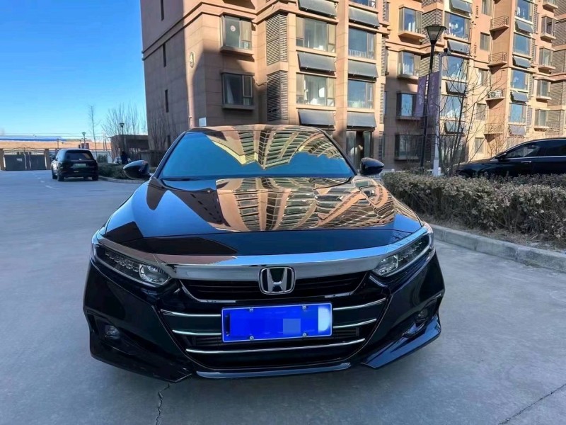 邢台23年本田雅阁1