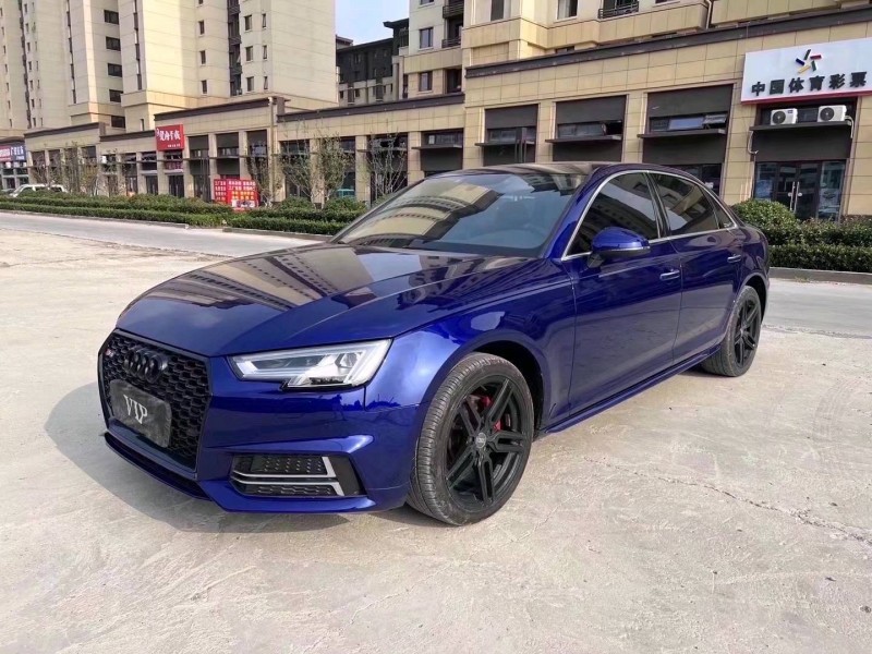 济宁19年奥迪A4L3