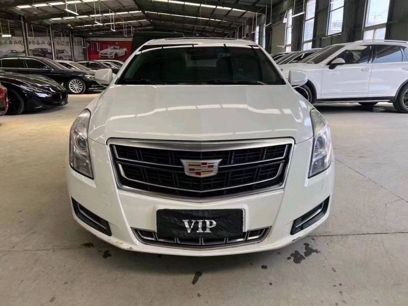济宁16年凯迪拉克XTS1