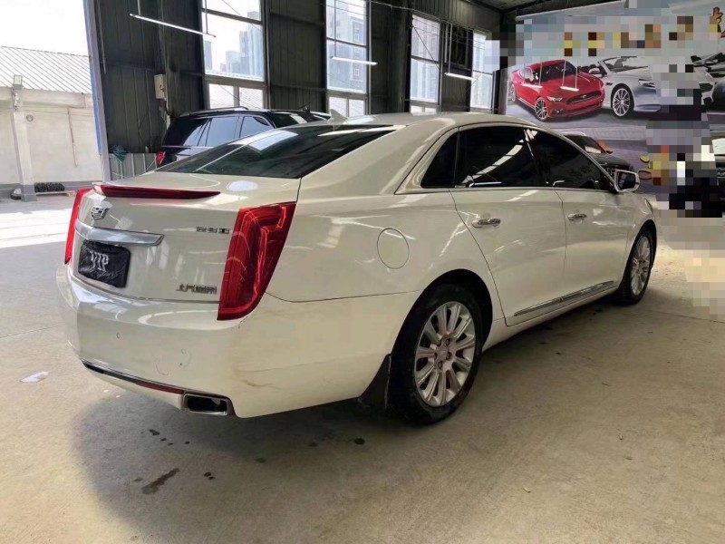 济宁16年凯迪拉克XTS7