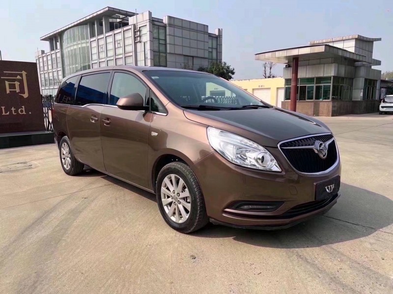 济宁19年别克GL82