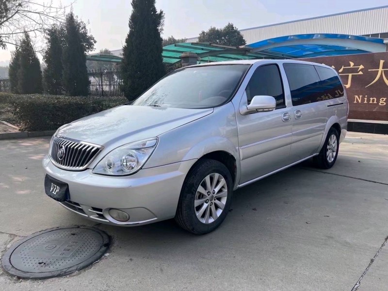 济宁15年别克GL83