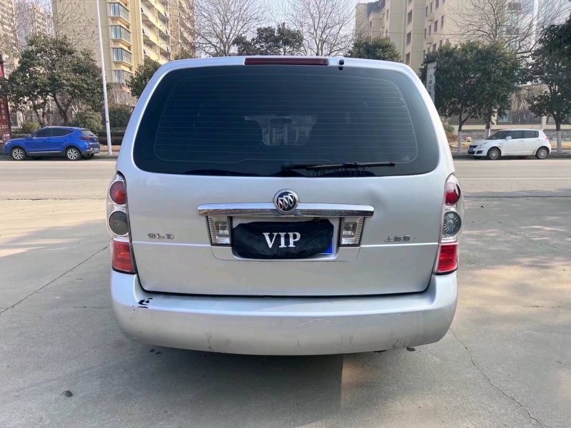 济宁15年别克GL88