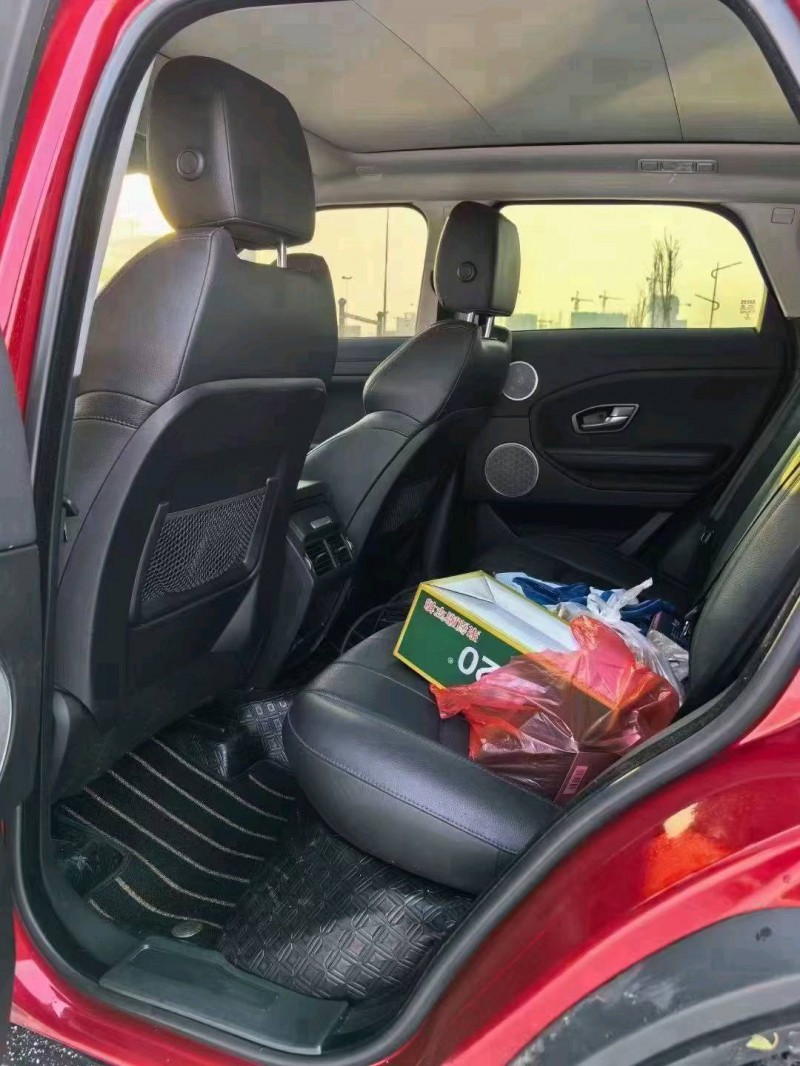 邯郸18年路虎揽胜极光(进口)5