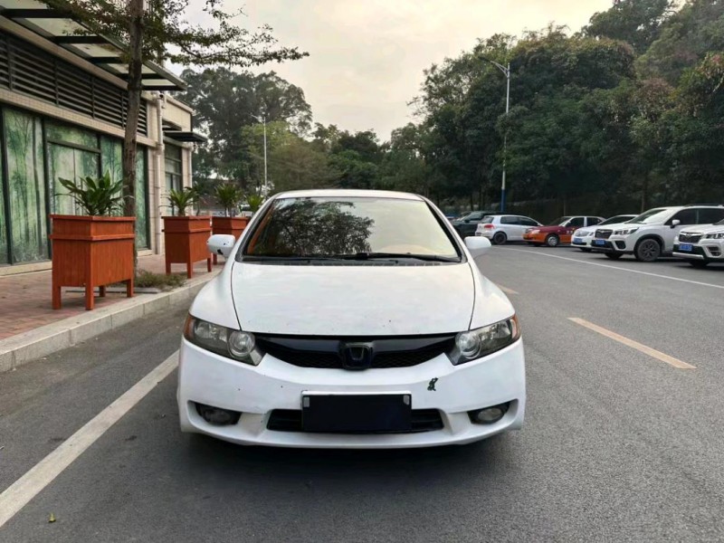 广州11年本田思域1