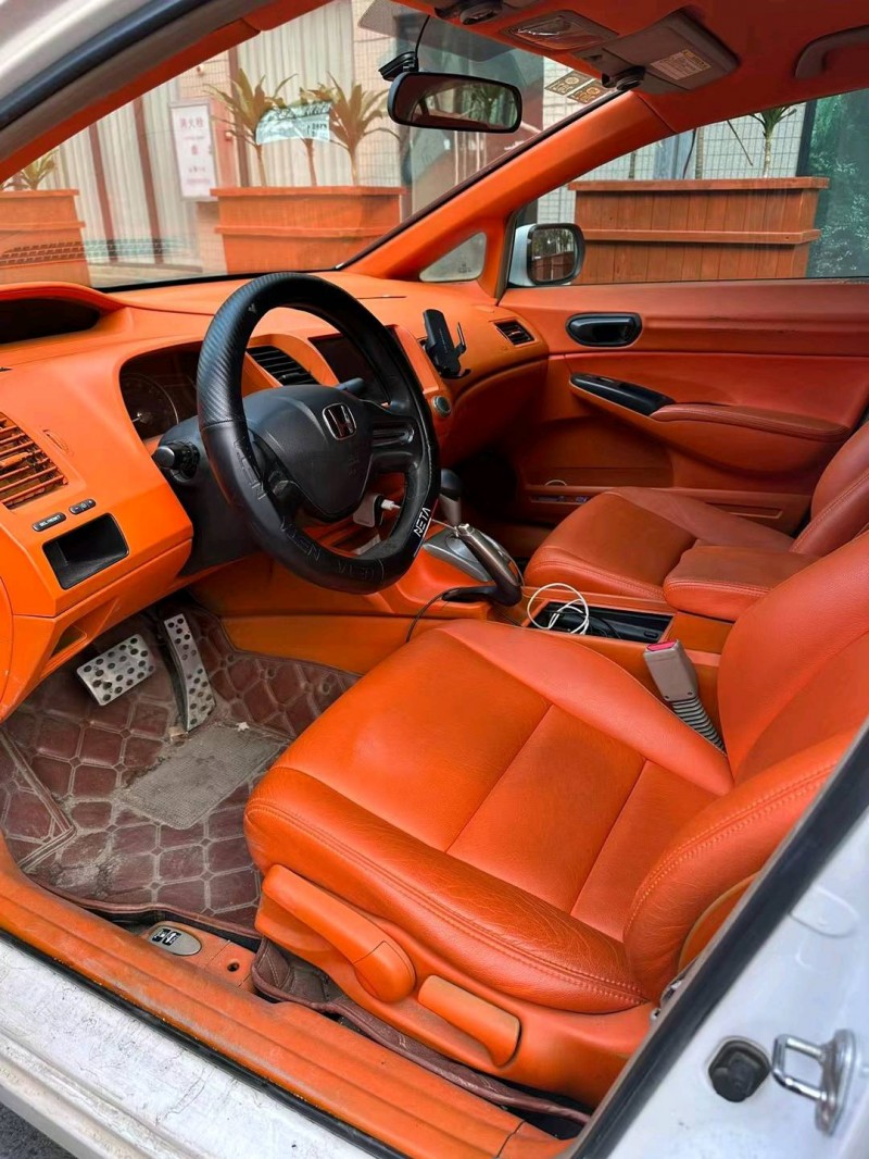 广州11年本田思域4