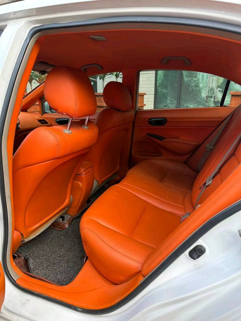 广州11年本田思域7