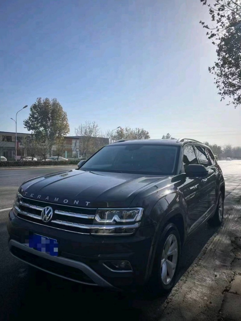 保定17年大众途昂2