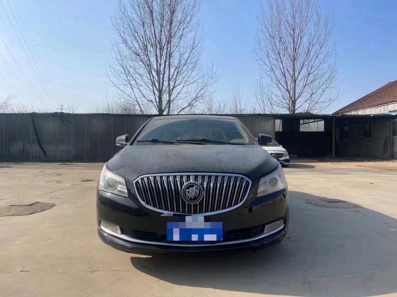 枣庄15年别克君越1