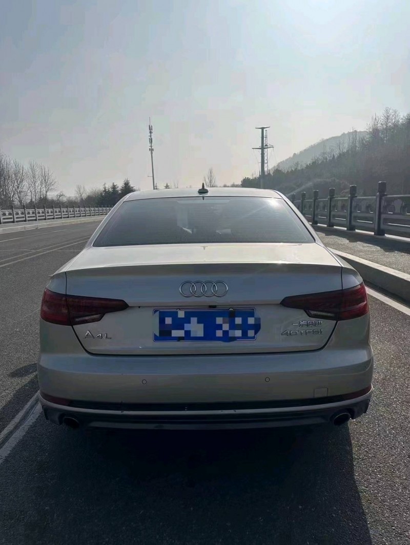淄博18年奥迪A4L6