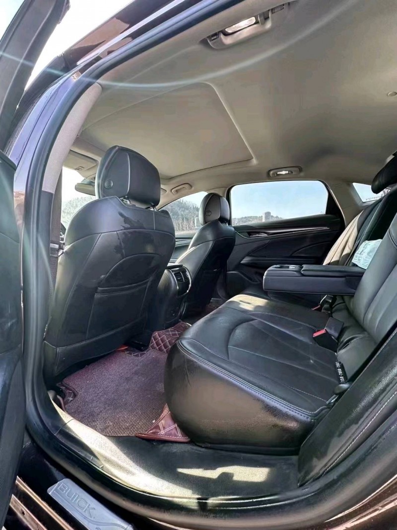 枣庄17年别克君越6