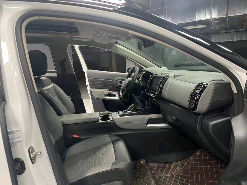 成都20年雪鐵龍天逸 C5 AIRCROSS5