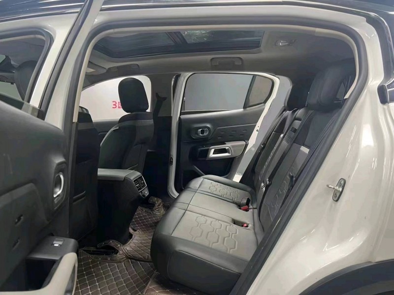 成都20年雪鐵龍天逸 C5 AIRCROSS9