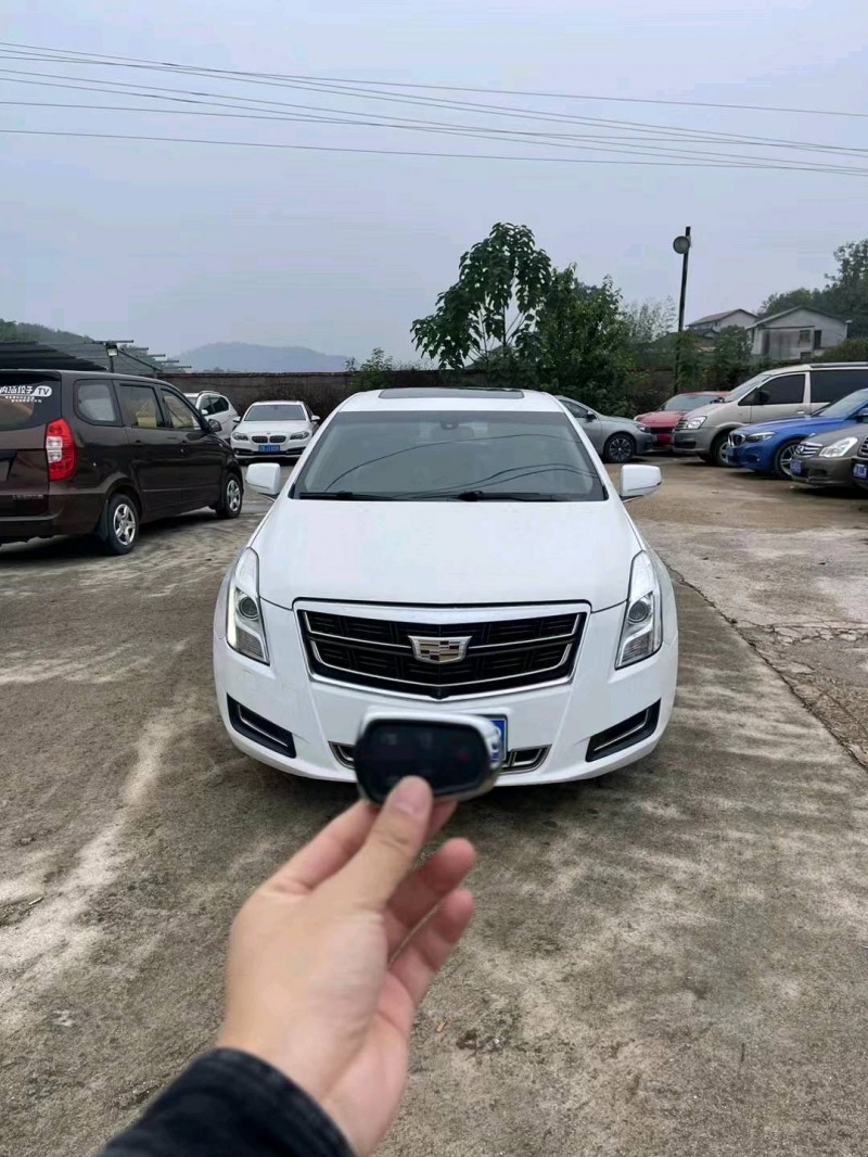 东营17年凯迪拉克XTS1