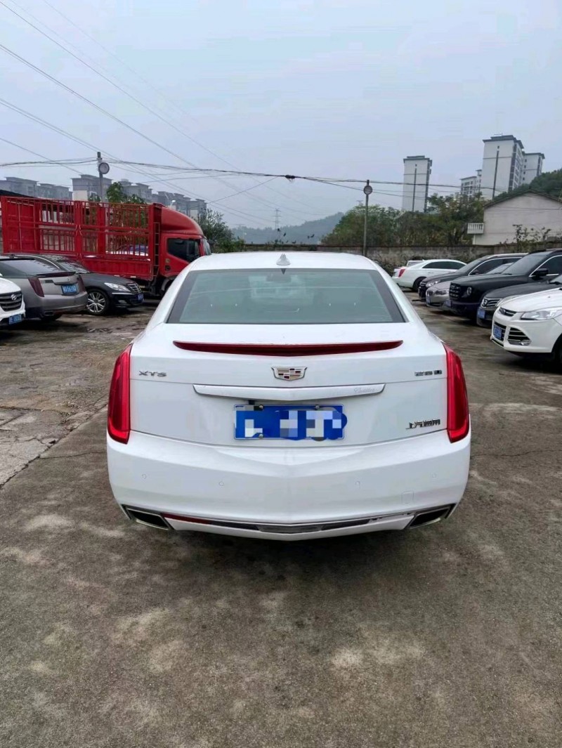 东营17年凯迪拉克XTS4