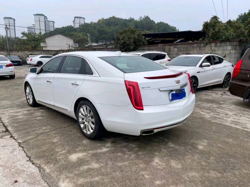 东营17年凯迪拉克XTS7