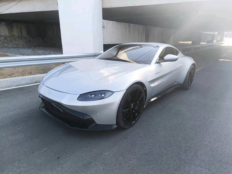 潍坊19年阿斯顿·马丁V8 Vantage3