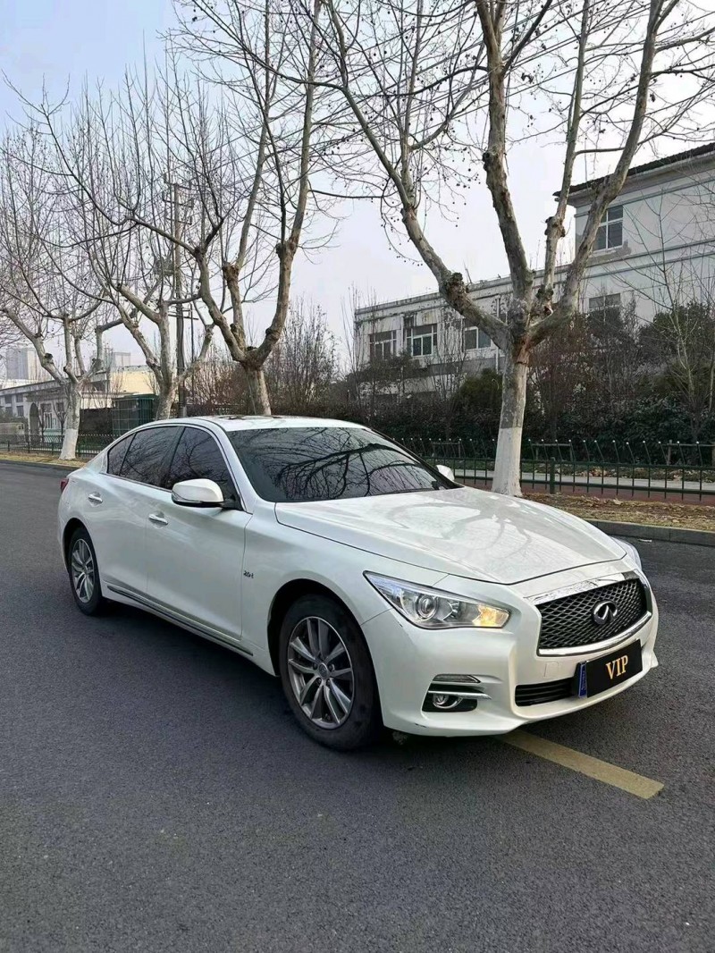 宿遷17年英菲尼迪Q503