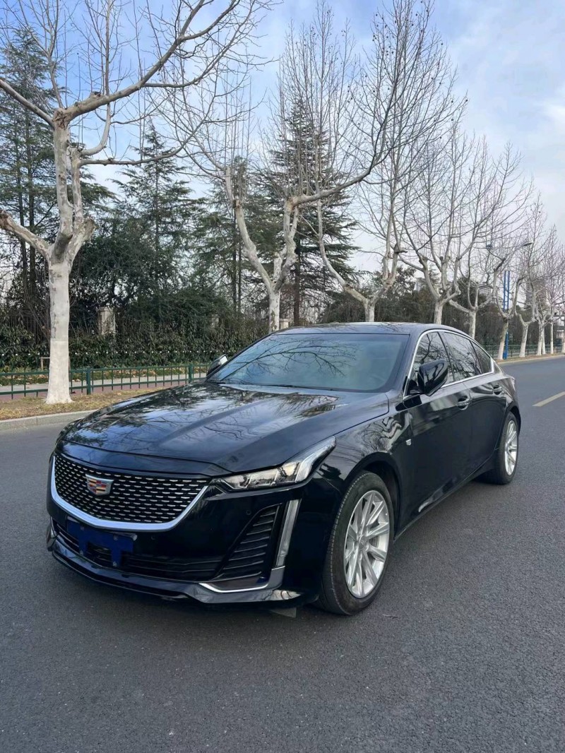 宿迁20年凯迪拉克CT52