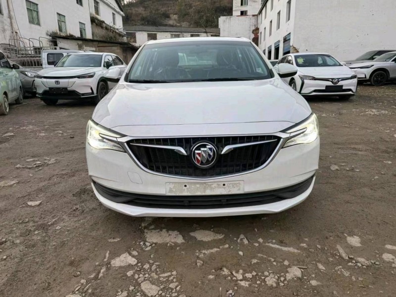 汕头23年别克英朗1