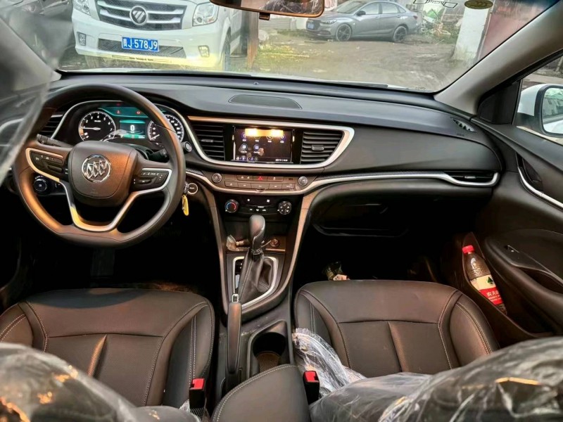 汕头23年别克英朗3