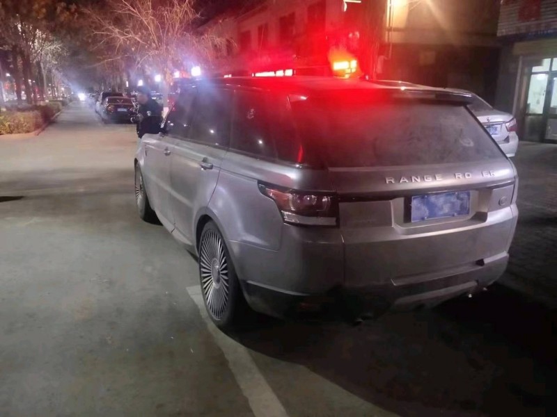 东营18年路虎揽胜运动5