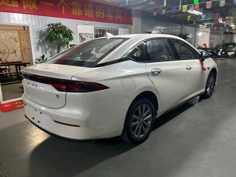 新余24年傳祺埃安S5808