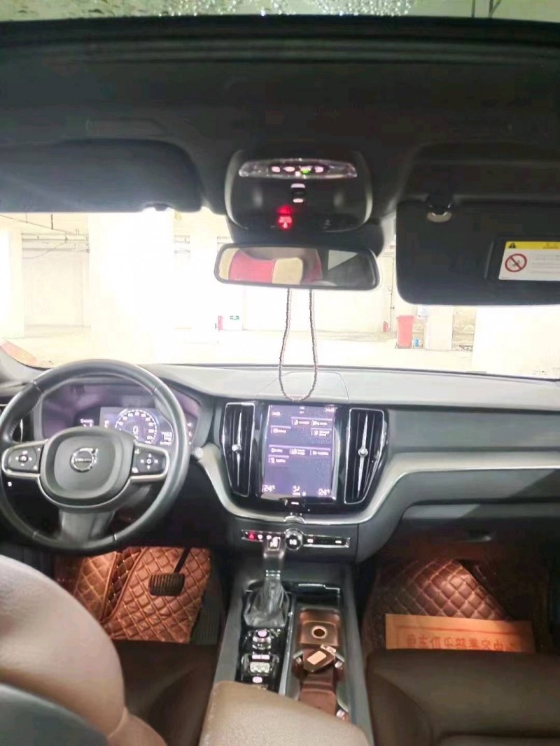 枣庄20年沃尔沃XC606