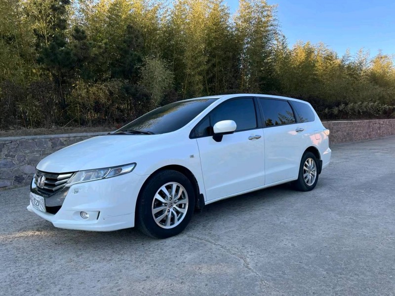 青岛13年本田奥德赛2