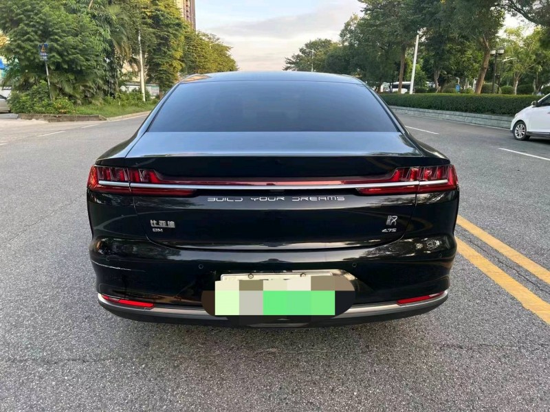 汕头21年比亚迪汉DM2