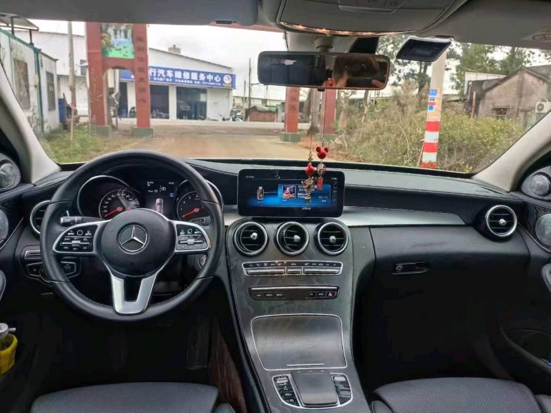 东营19年奔驰C4