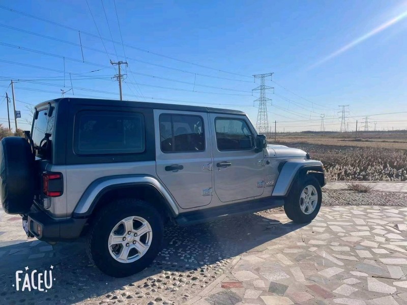 烟台19年Jeep牧马人4