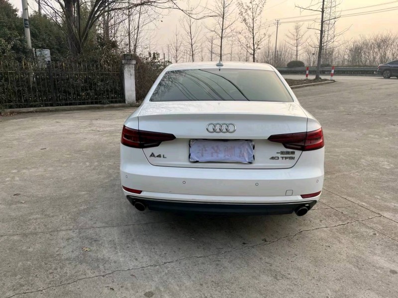 徐州18年奥迪A4L9